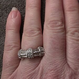 Elegant Silver Women's Ring